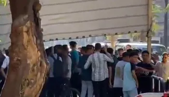 الطلاب 