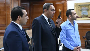 جانب من المتابعة 