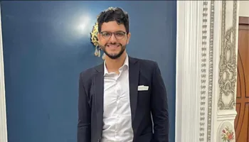 الصيدلي المتوفى 