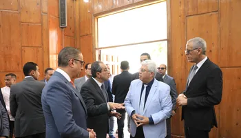 جولة وزير التعليم العالي 