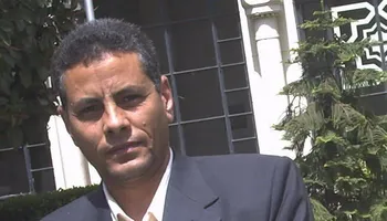 أحمد عبدالحي معلم اللغة العربية بالإسماعيلية 