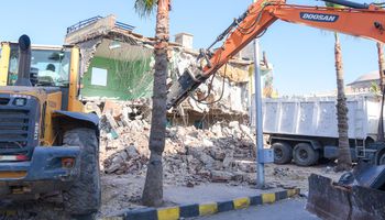 إزالة التعديات على منطقة قلعة قايتباي