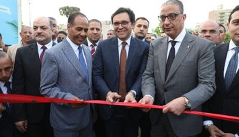 جانب من الافتتاح 