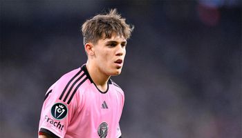 نواة ألن لاعب إنتر ميامي الأمريكي 