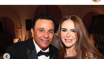 محمد فؤاد ودنيا عبد العزيز 