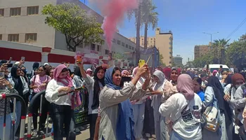 الطلاب 