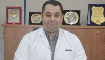 الدكتور أحمد صادق وكيل وزارة الصحة الجديد بقنا 