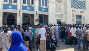 السودانيين يغادرون إلى بلادهم