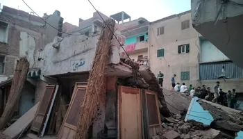 انهيار عقار مكون من 3 طوابق بالرياض في كفر الشيخ 