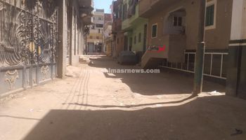 خلو الشوارع من المواطنين بسبب حرارة الجو 
