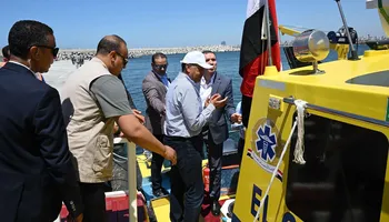 رئيس الوزراء يشهد دخول أول لنش إسعاف بحري الخدمة بالإسكندرية