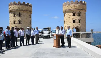 جانب من المؤتمر الصحفي لرئيس الوزراء بالإسكندرية