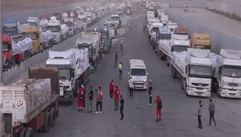 شاحنات المساعدات