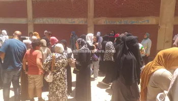 طالبات الثانوية العامة بكفر الشيخ 