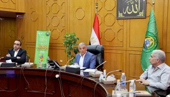 محافظ الاسماعيليه 