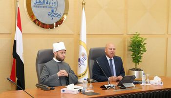 وزيرا النقل والأوقاف 