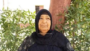 إحدي سيدات القرية 