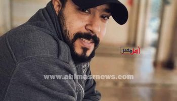 الشاب المتوفى 
