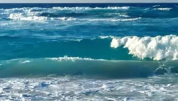 منع نزول البحر بمطروح