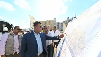 وزير الإسكان 