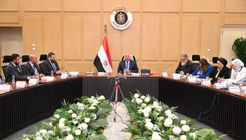 وزير الصناعة والنقل