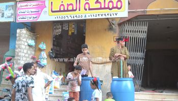 العصائر 