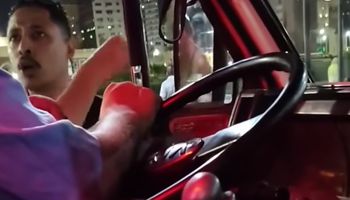شاب يهدد سائق بالإسكندرية