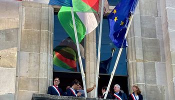 علم فلسطين في باريس