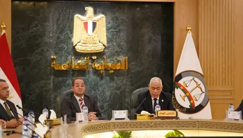 وزير المالية مع النائب العام 