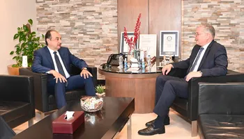 وزيرا البترول وقطاع الاعمال 