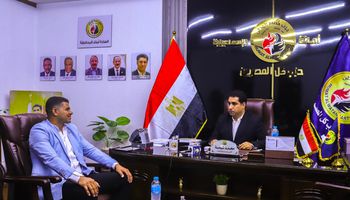 أمين عام محافظة الإسماعيلية لحزب حماه الوطن مع حوار صحفي بجريده أهل مصر 