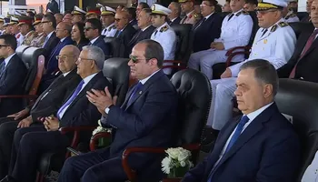  السيسي يشاهد عروض طلبة أكاديمية الشرطة