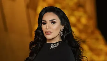 الفنانة مي فاروق 
