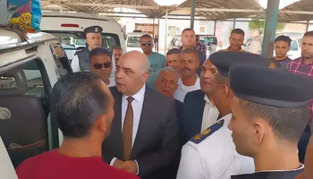 جانب من متابعة مواقف السيارات 