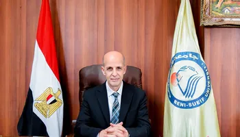 رئيس جامعة بنى سويف الأهلية 