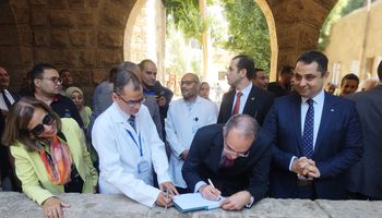 زيارة وزير الاتصالات لقنا 