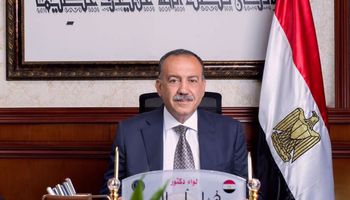 محافظ أسيوط 