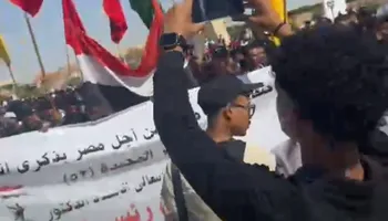مسيرة طلابية للاحتفال بذكرى أكتوبر المجيد 