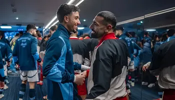 محمد صلاح و عمر مرموش 