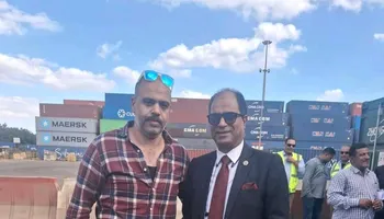  رجال الجمارك بميناء العين السخنة