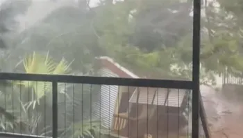  الإعصار الاستوائي «فينا»