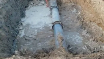 الانتهاء من إصلاح خط المياه الرئيسي الصادر من محطة الصدق بالكيلو 18 على طريق المعاهدة 