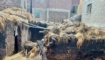 اندلاع حرائق مفاجئة بعدة منازل بقرية في كفر الشيخ 