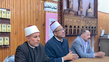 جانب من الاجتماعات 