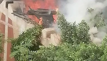 جانب من الحريق 