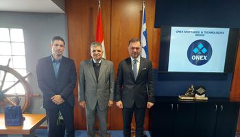 جانب من الحضور  