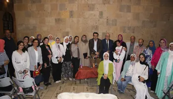 جانب من الندوة