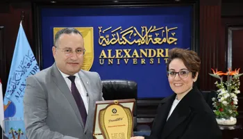 رئيس جامعة الإسكندرية ورئيس شركة روس أتوم الروسية