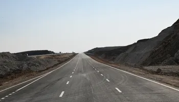 طريق قنا -  الاقصر 