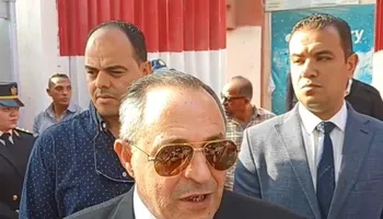 مستنيك تنفذ اللى قولته .. محافظ بورسعيد للمرشحين : خليك امين مع نفسك فيما توعد لان الشعب مش هيتكذب عليه كن صادقا فيما تقول